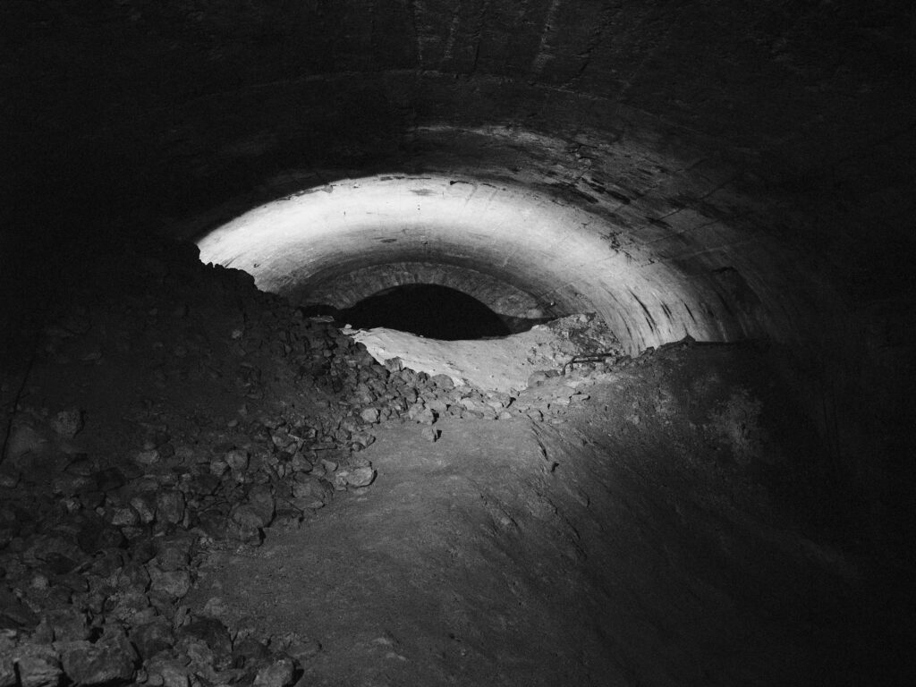 photographie de la voute d'une cave par Julie Hascoët